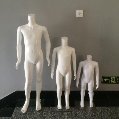 China 7 Years Old Kids Standing Mannequins Unisex White Glossy Full Body Kids Mannequins for sale