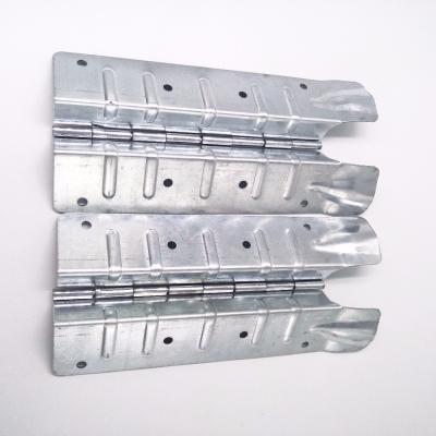 China 220*89*1.8mm Galvanized Steel Pallet Hinge Galvanized Steel Pallet Collar Hinges For Wooden for sale