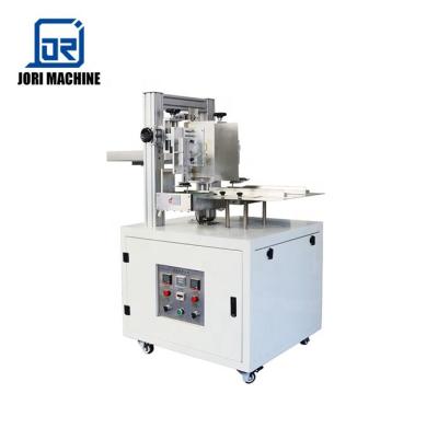 China Semi Automatic Hotels Sealing Box Facial Tissue Packing Machine for sale