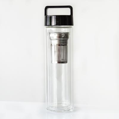 China Double Wall Viable Hot Sale Glass Water Bottle With Tea Infuser Cylinder Shape Water Bottle Glass for sale