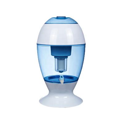 China Easy Operate 19L Hot Sales 7 Stages Mineral Pot Water Filter Mineral Water Purifier Pot for sale