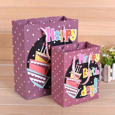 China Custom Recyclable Wave Point Gift Paper Bag Wedding Birthday Gift Candy Packaging Bag for sale