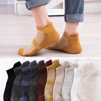 China QUICK DRY Custom Mens Dress Cotton Socks Happy Weed Socks Factory OEM Colorful Knit Custom Logo Women Manufacturer and Casual Men for sale