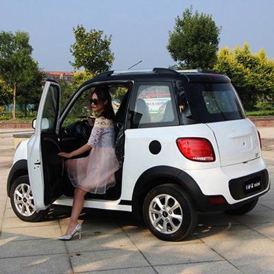 China Leather Mini Electric Car 45Km/H Speed ​​Mini Smart Electric Car Low for sale