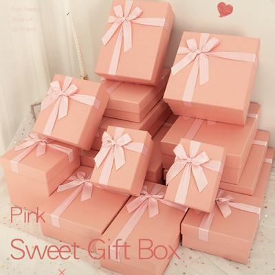 China Recycled Materials Gift Box Rectangle Rose Bow Birthday Mate Hand Wedding Paper Box Lipstick Cup Sky And Earth Cover Gift Box for sale