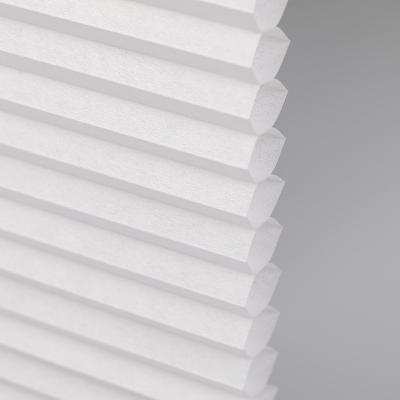 China translucent & Hot Selling Motorized Breathable Honeycomb Blinds, Pleated Skylight Roller Blinds, Office Curtain And Blinds for sale