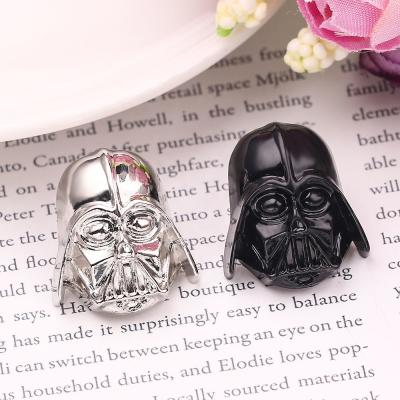 China Worldwide Lapel Pin Men Black Knight White Knight Metal Badge Helmet Customized Lapel Pins for sale