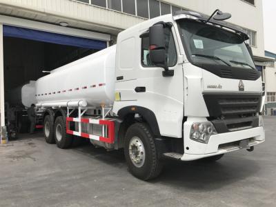 China Camión resistente del buque de petróleo de RHD para opcional multicolor del transporte en venta