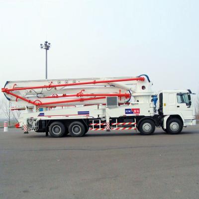 China Betonpumpe-LKW Sinotruk HOWO mit 21m flexiblem und leistungsfähigem Teleskopausleger zu verkaufen