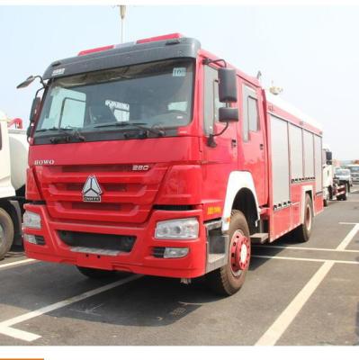 Cina 290 camion dei vigili del fuoco di salvataggio di Howo 4×2 di cavalli vapore con il modello SHMC5256 di capacità dell'acqua 8000kg in vendita