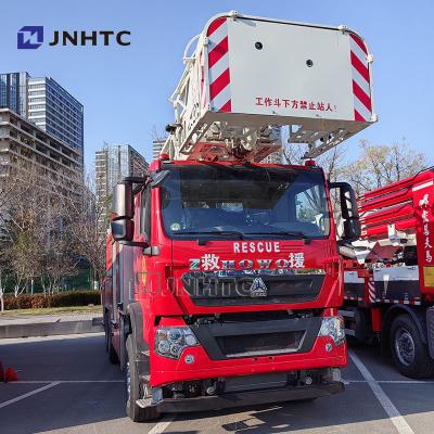 Chine 6x4 personnalisé 32 mètres de hauteur de travail échelle aérienne camion de pompiers pour le sauvetage de bâtiments de grande hauteur à vendre