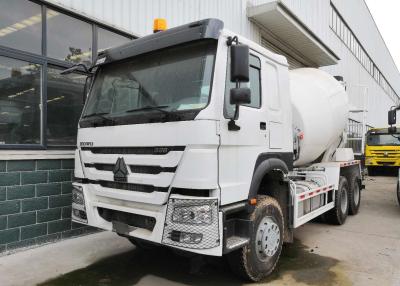 China De witte de Concrete Mixervrachtwagen van 10CBM, RHD 10 rijdt de Vrachtwagen van de Concrete Mixerpomp Te koop