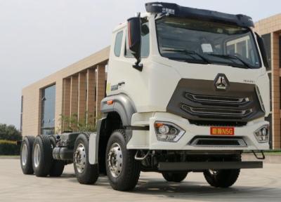 中国 SINOTRUK HOHAN 8X4の重い貨物トラック30-52のトンZZ1315M4666C1の低い燃料消費料量 販売のため