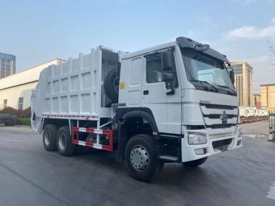 Cina Salti il camion 10cbm compresso resistente 15 CBM della raccolta dei rifiuti del braccio dell'oscillazione in vendita