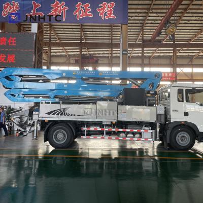 Cina Carrozza lunga del camion della pompa del cemento del telaio di Sinotruk HOWO 6x4 in vendita