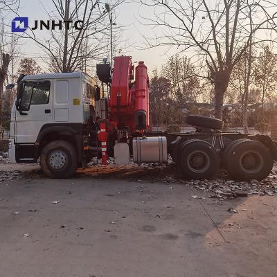 China Räder 371hp 8 Ton Telescopic Crane Truck Sinotruk HOWO 6x4 40t 10 zu verkaufen