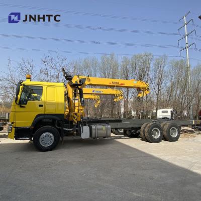 China Ruedas 12 Ton Straight Arm de Sinotruk Crane Boom Truck 6x4 10 en venta