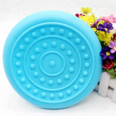 China Viable Wholesale Green Durable Silicone Flying Disc Pet Toys Dog Flying Discs for sale