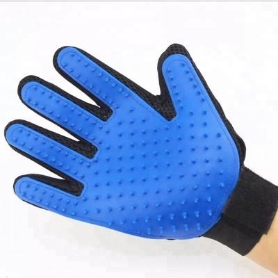 China Viable Dog Cat Supplies Pet Brush Pet Grooming Glove Cleaning Brush for sale