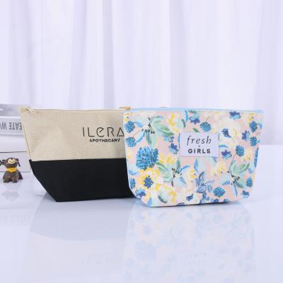 China Customized Handled Logo Canvas Zipper Bag Cotton Cloth Pouch Bag Canvas Storage Cosmetic Bag for sale