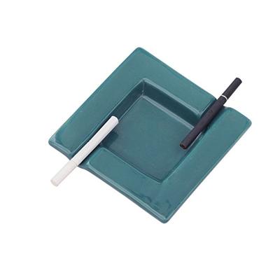 China Customized Fasion Durable Ceramic Promotion Ashtray Best Gift For Smoker for sale