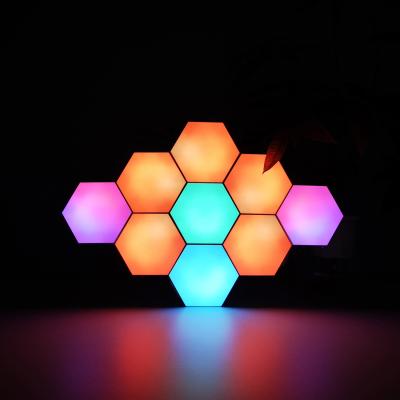 China RF Remote Control And Music Control 16 Million Colors RGB Hexagonal Modular Light Panels DIY Geometry Splicing Quantum Night Light Music Sync With RF Remote for sale