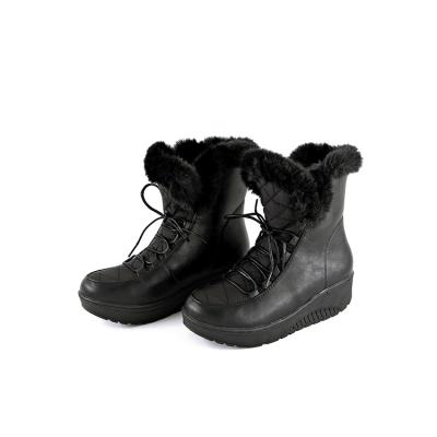 China Modern Trend 2021Cheap Fashion Black Short Fleece Women's Short PU Winter Boots For Sale for sale