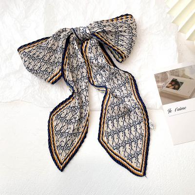 China 2022 Newest Feeling Fashion Letter Print Pleat Neck Scarf Women Soft Smooth Silk Luxury Headband Headband Ribbon Pleated Scarf 2022 Newest Small for sale