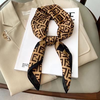 China 2022 newest fashion brand 70*70cm tudung silk square scarf women multifunctional wholesale luxury designer printed neck scarf hair silk bandana for sale