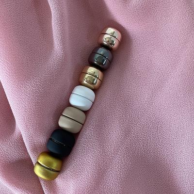 China New Fashionable Custom Made Ladies Magnetic Hijabs Buttons Metalization Muslim Strong Hijab Luxury Women Accessory No Hole Pins Brooch Wear Pins for sale