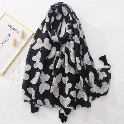 China New Fashion Feeling Dubai Women Muslim Headscarf Saudi Arabia Black Soft Female Smooth Cotton Scarves Printed Islamic Hijabs Shawls for sale