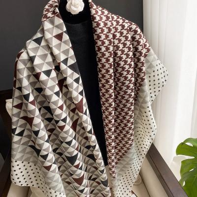 China Latest Soft Touch Feeling Women's Simple Rhombus Pattern Houndstooth Printed Square Cotton Scarves Shawls Fashion Ladies Cotton Square Scarves Hijabs for sale