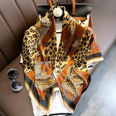 China New fashion soft elegant luxury women's luxury chain stitching leopard with bag pattern scarf ladies 90cm square square silk shawl bandana large for sale