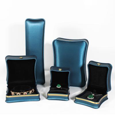 China Newest Custom Soft Velvet Jewelry Gift Box For Earrings Bracelet Necklace Ring Jewelry Box for sale