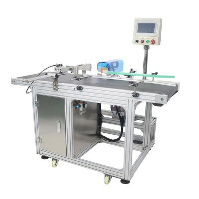 China Intelligent Simple Automatic Flat Card Bag Suction Operation Food Labeling Machine for sale