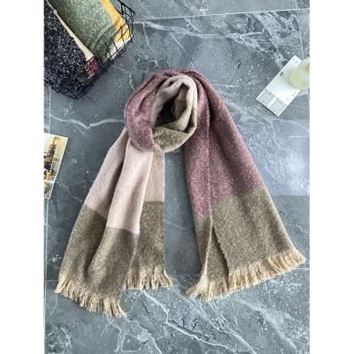 China Japanese yellow colorimetric cute fresh female student autumn and winter feeling British CIA girl wild heart soft touch feeling small scarf for sale