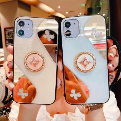 Chine Shockproof Shock Proof Hand Strap For iphone Case Fashion Set With Diamonds For iphone 11 Case Lady Makeup Mirror For iphone Case à vendre