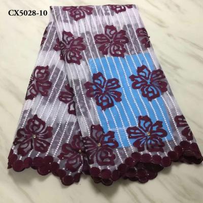 China 2019 Cheap Viable Price Milk Lace Embroidery French Lace Soft Lace Fabrics With Rhinestones for sale