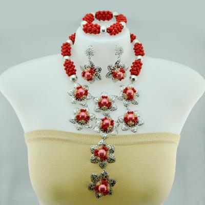 China Women 2019 Coral Beads Set Nigerian Beads Latest Styles Designs Necklace Set Red Bridal Wedding Jewelry Set for sale