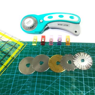 China Rotary Screw Release Fabric Leather Cutter 18mm 28mm 45mm Cutter 60mm for sale