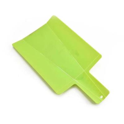 China Portable pp plastic cutting board fruit stored folding panel folded pp cutting board with filter function for sale