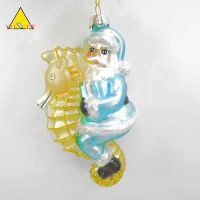 China Europe Traditional Newcomer Glass Figurines Christmas Gifts Hand Painting Hanging Decoration for sale