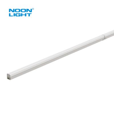 China Los 8FT suspendieron la lámpara colgante linear montada 60W 7800lm en venta