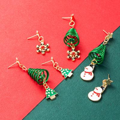 China Cute Charming Elegant Accessories Boutique Women Korean Drop Earring Earring Charms Designer Christmas Earrings Jewelry for sale