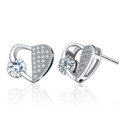 China 2022 Cute Sterling Silver Rhinestone Zircon Trendy Love Shaped Stud Earrings Women For Birthday Party for sale