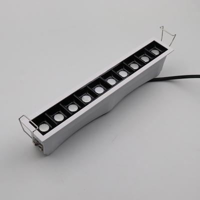 China Industrial Factory Price Linear Multiple Square Heads Super Bright Desk Recessed Ip54 5000K 10W Led Linear Grill Light for sale