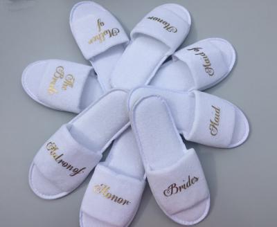 China Breathable Personalized Bride Bridesmaid Slippers Wedding Party Slippers Spa Day Bridesmaid Gift for sale