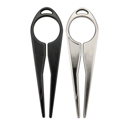 China Creative Modern Design Metal Green Golf Fork Golf Club Custom Tool Digging and Empty Golf Fork for sale