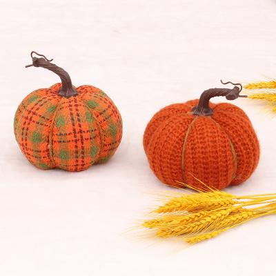 China TPL95 2022 Decorations Home Ornaments Harvest Thanksgiving Day Autumn Decor Artificial Knitting Pumpkin for sale