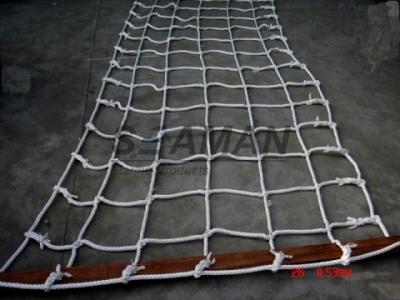 China Marine die de Netto Ladder van de Bootveiligheid met Houten Verspreiderspe/Nylon door elkaar gooien Te koop